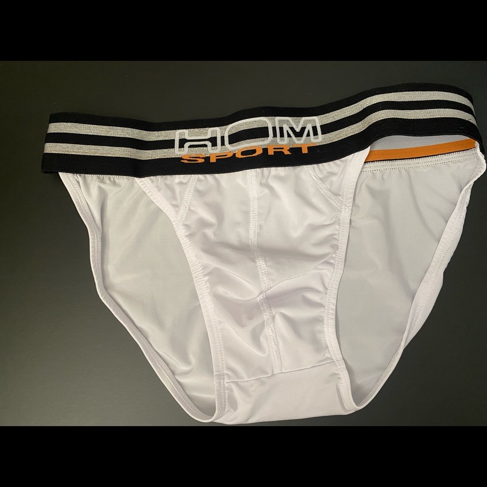 Sport brief